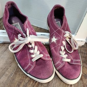 One star converse